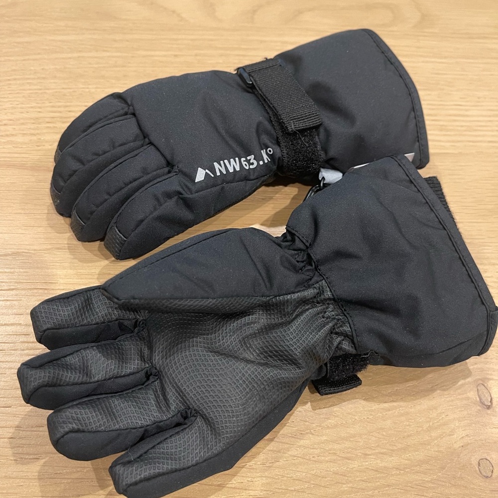 H&M Kids 3M Thinsulate Black Insulated Gloves